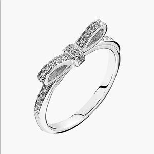 Pandora Sparkling Bow Ring - Size 9